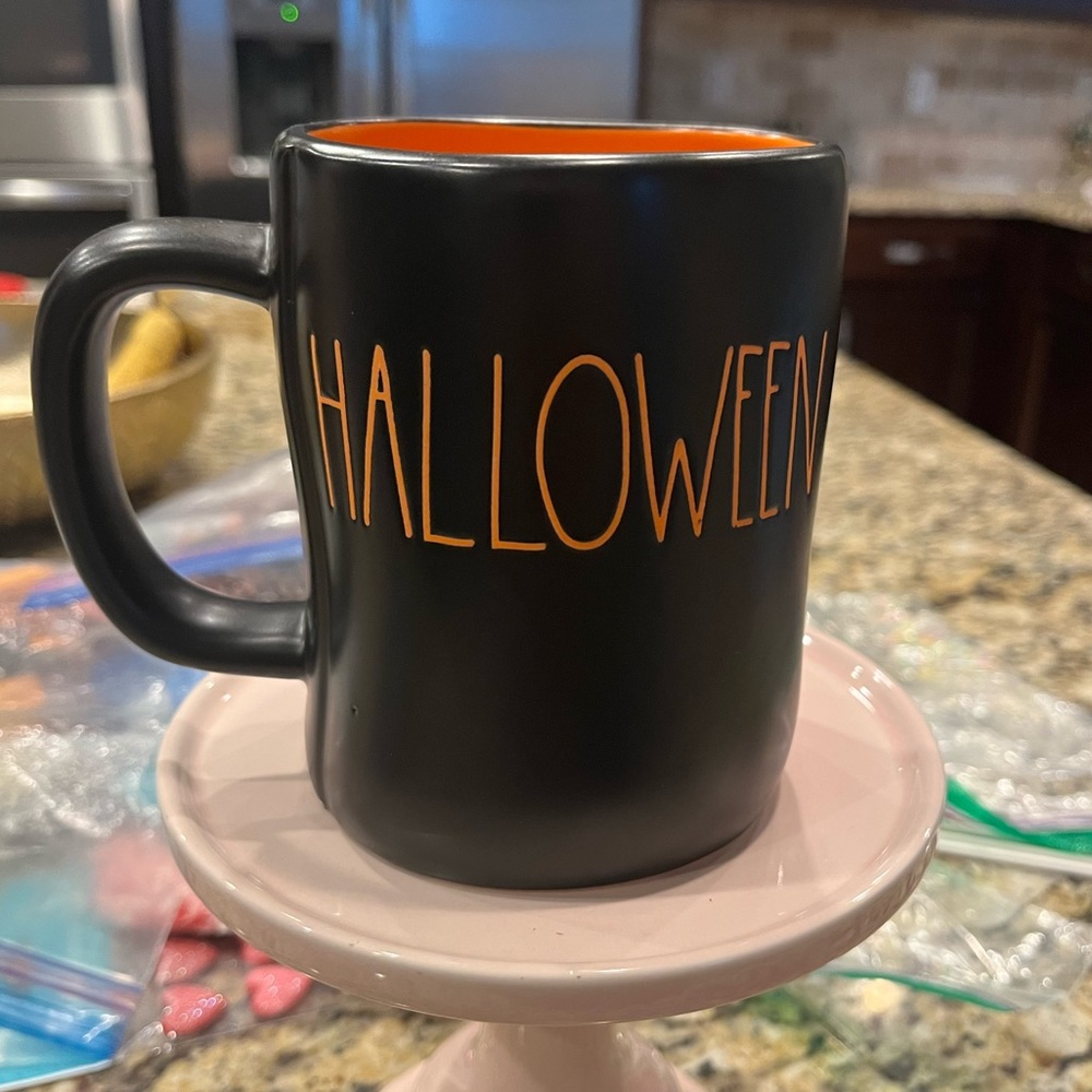 Rae Dunn Happy Halloween Mug
